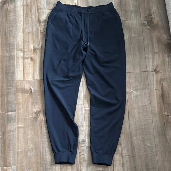 lululemon athletica Men's Dark Blue Joggers - Picture 1 of 3
